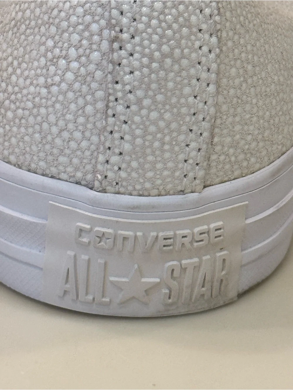 Converse All Star Gemma Stingray White Metallic Leather Low Top Size 10.5